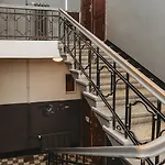 Old Town Private Room, Shared Bath - D *