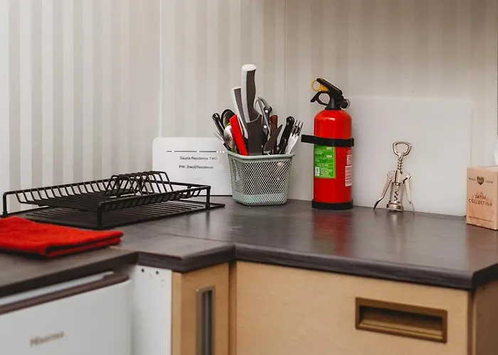 Old Town Private Room, Shared Bath - D Apartment *