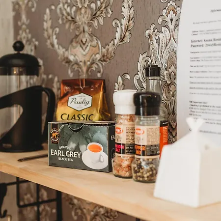 Old Town Private Room, Shared Bath - D Tallinn