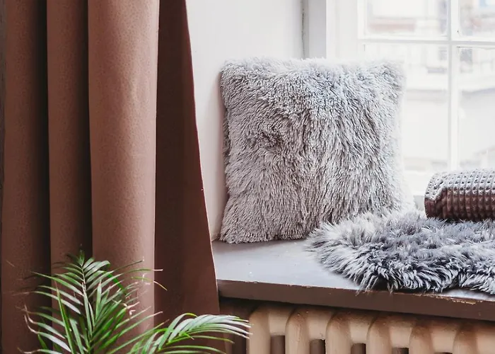 Old Town Private Room, Shared Bath - D Apartment Tallinn