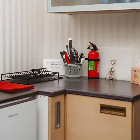 Old Town Private Room, Shared Bath - D Appartement *