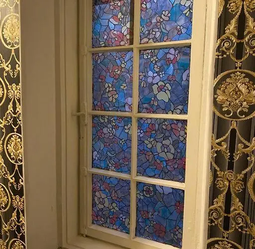 Old Town Private Room, Shared Bath - D * Tallinn